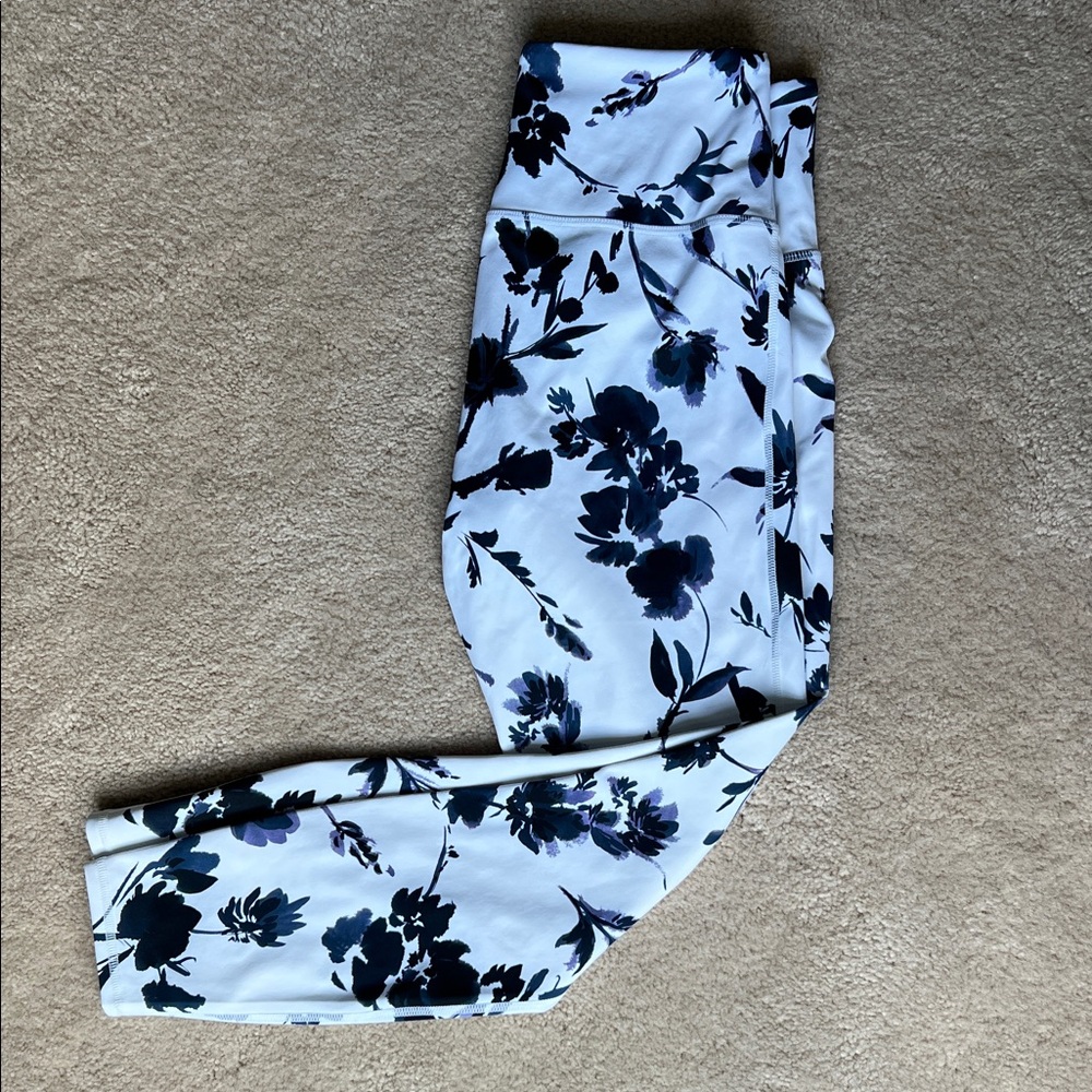Athleta Floral Print Leggings - Blue and White Size S